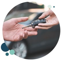 bubble-giving-car-keys-to-buyer