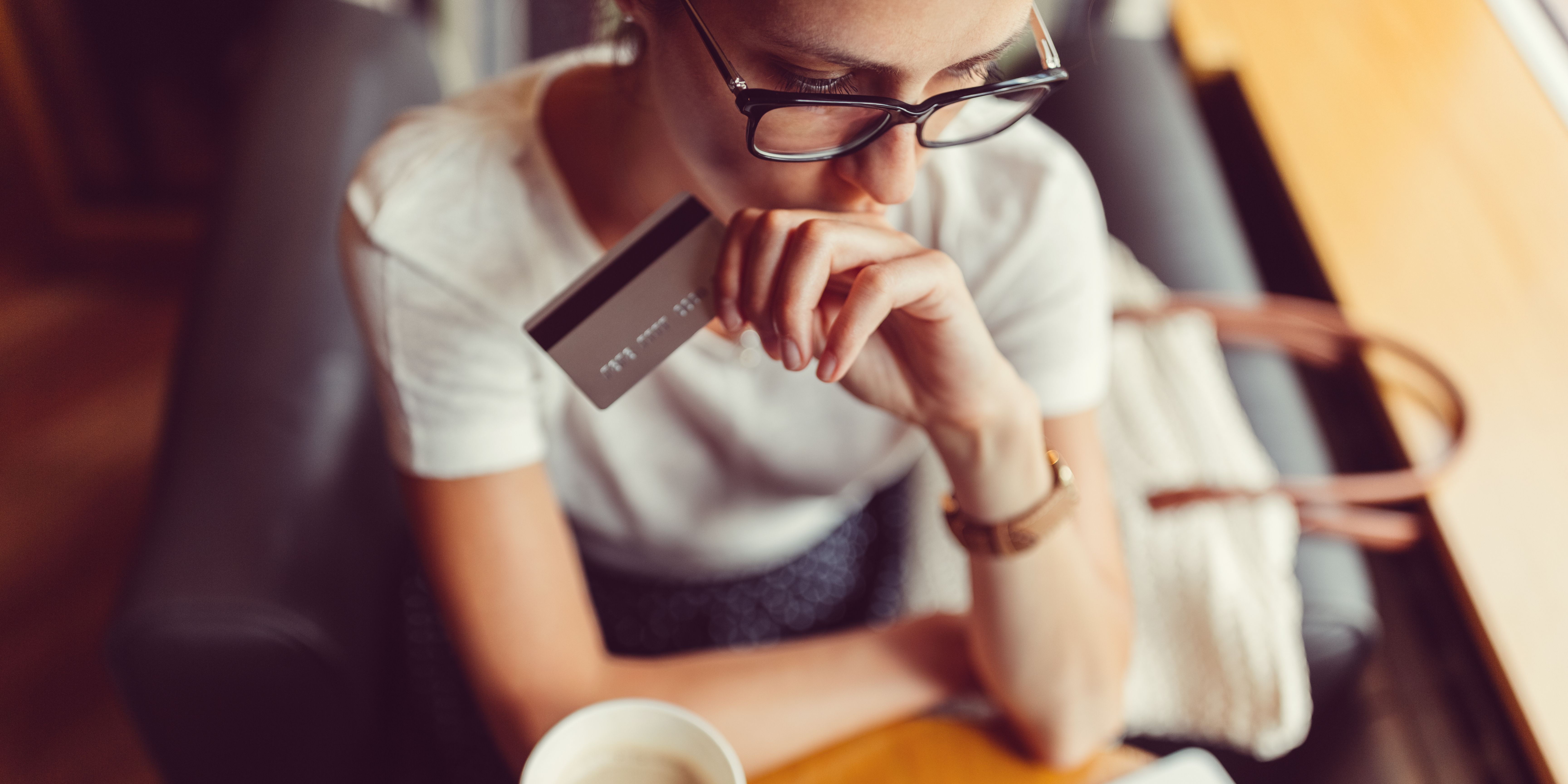 5 Credit Card Mistakes to Avoid at All Costs